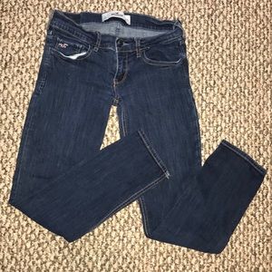 🔴4🌀$25 Hollister skinny jeans size 3/26